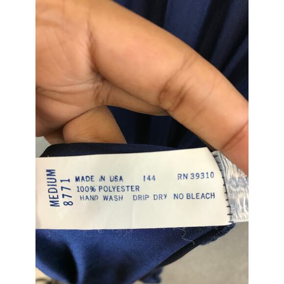 1970’s Vintage Lady Cameo Navy Satin Lace Slip Gown size M - Picture 8 of 9